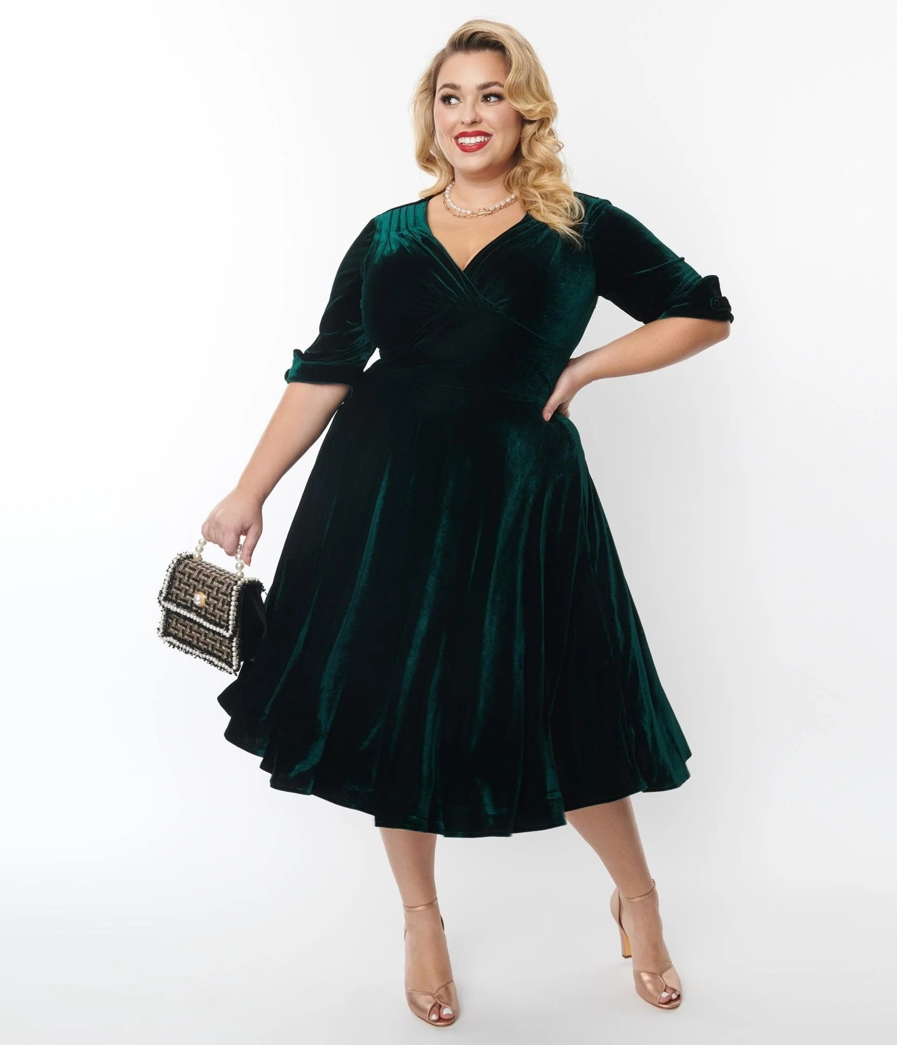 delores dress christmas velevet green unique vintage lanarose fashion