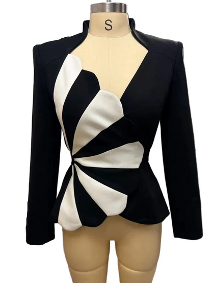 a dramatic black and white scallop motif sweeping across the front for a striking, almost fan like effect.