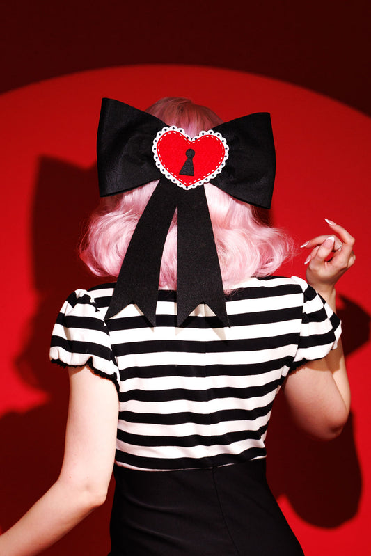 Heart Locket Bow - Black - Katakomb x Jessica Louise Collection | Preorder