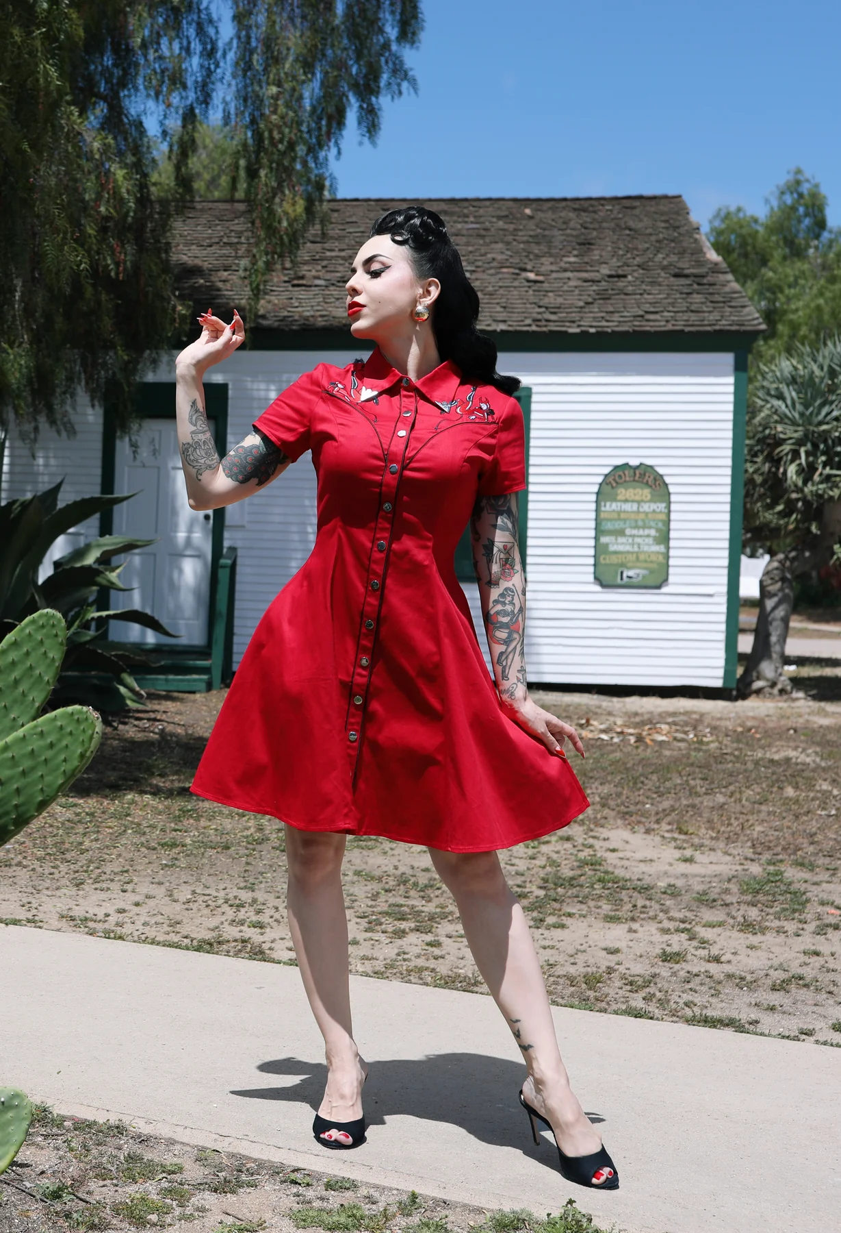 Outlaw Western Dress | Devilish Doll Red