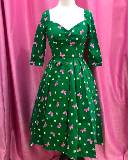 Unique Vintage 1950s Green/Butterfly Stamp Sweetheart Lamar Swing Dress